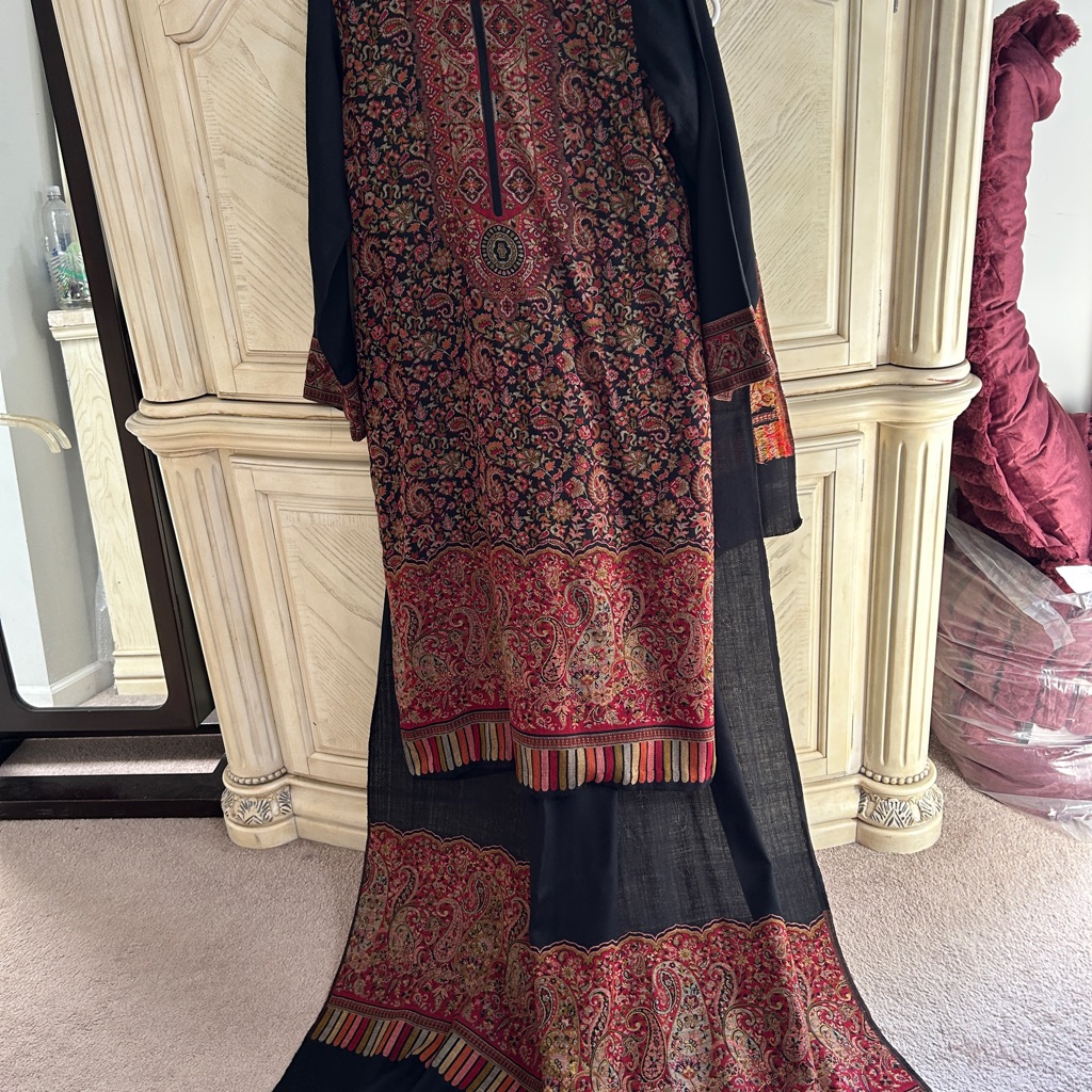 Elegant Black Kani Dress